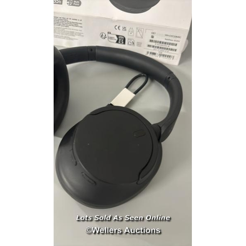 8417 - SONY WHCH720NB NOISE CANCELLING OVEREAR HEADPHONES / POWERS UP, MINIMAL SIGNS OF USE, CONNECTS TO BT... 