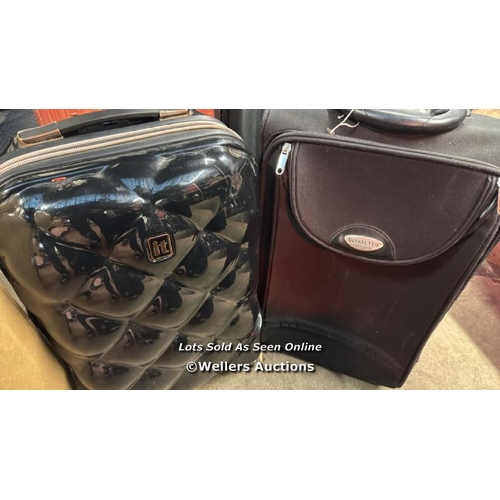 2964 - PRE OWNED SUITCASES X2 INC. IT / H40