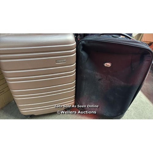 2965 - PRE OWNED SUITCASES X2 INC. IT LUGGAGE AND MERAX / H40