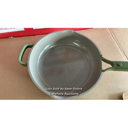 8010 - RRP: 125 - OUR PLACE ALWAYS PAN 2.0 / SAGE / APPEARS NEW