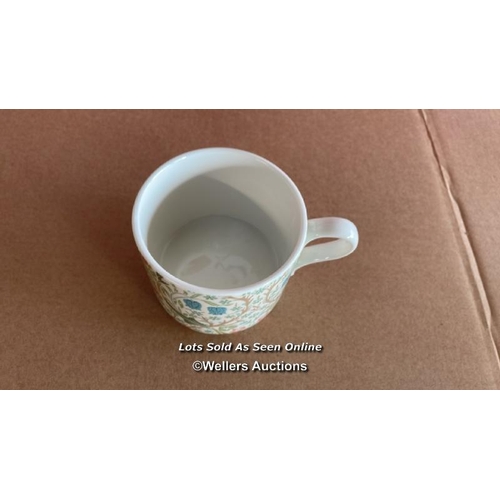 8014 - RRP: 8.25 - MORRIS & CO TEA CUP BLACKTHORN / APPEARS NEW