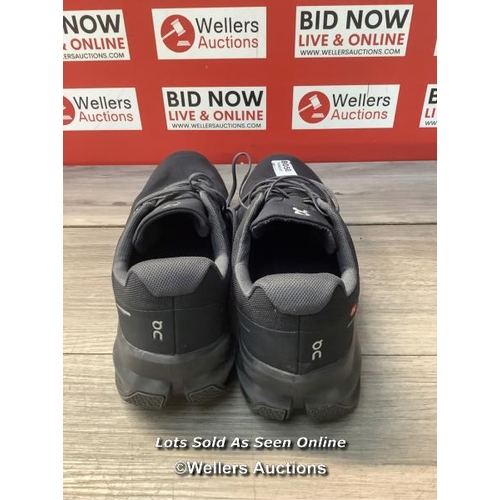 8050 - RRP: 150 - ON RUNNING CLOUDVENTURE WATERPROOF TRAINERS / BLACK / US 12.5 / MINIMAL SIGNS OF USE