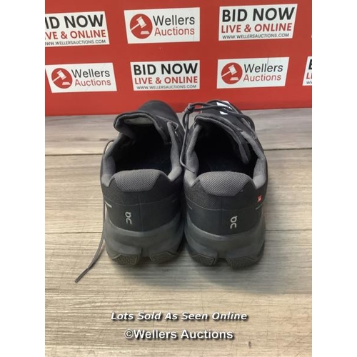 8051 - RRP: 150 - ON RUNNING CLOUDVENTURE WATERPROOF TRAINERS / BLACK / US 12.5 /  SIGNS OF USE