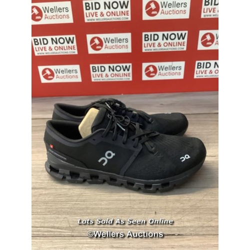 8056 - RRP: 140 - ON RUNNING FOOTWEAR CLOUD X 4 / US 11 / BLACK|ECLIPSE / MINIMAL SIGNS OF USE