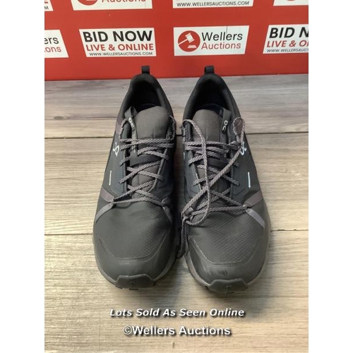 8060 - RRP: 180 ON RUNNING CLOUDHORIZON WATERPROOF / US 11.5 / BLACK|ECLIPSE / SIGNS OF USE