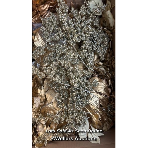 8117 - SELECTION OF EX-DISPLAY GOLD FOLIAGE / SEE IMAGES