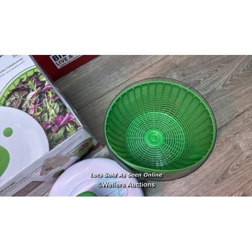 4013 - FARBERWARE PUMP ACTIVATED SALAD SPINNER / DENTED / SEE IMAGES / E24