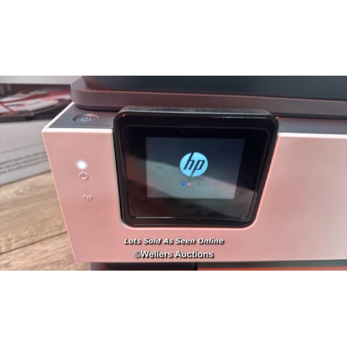 4038 - HP OFFICEJET PRO 8122E A4 AIO COLOUR PRINTER / POWERS UP / MINIMAL SIGNS OF USE / SEE IMAGES / C1