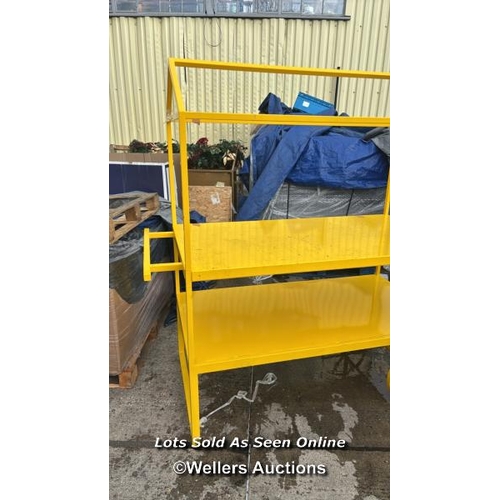 4993 - YELLOW GIFTING CART