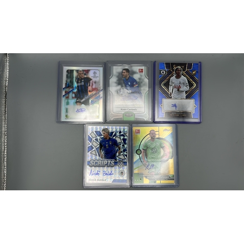 12 - Nine assorted Topps and Panini signed edition Football cards including Maximilian Arnold, Danny Will... 