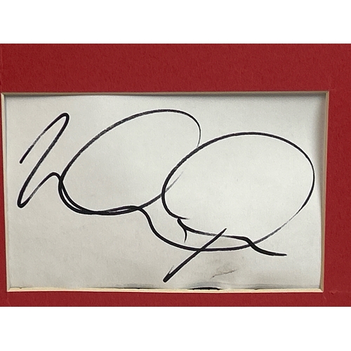 37 - Football - Ian Wright signature with photo, mounted with C.O.A. / AN20