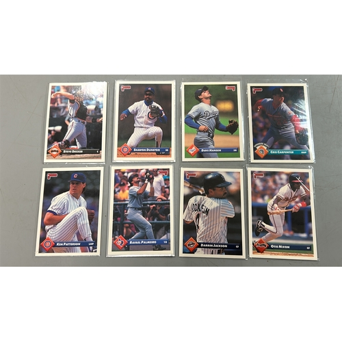 42 - Baseball Trading Cards - A large collection of early 1990's Major League Baseball cards including a ... 