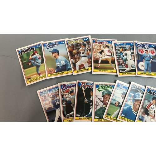 45 - Baseball Trading Cards - A collection of forty-nine Topps Baseball cards from 1988 / AN20