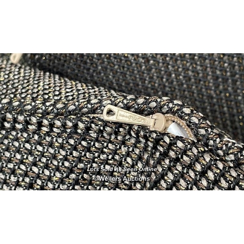 8163 - DANIEL JAMES FURNISHINGS SET OF CUSHIONS / APPEARS NEW / SEE IMAGES / G32