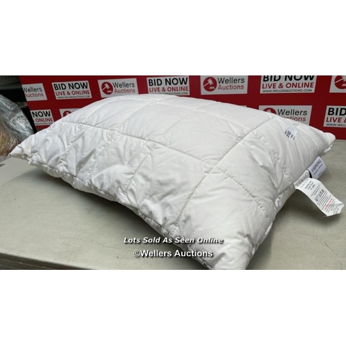 8165 - VISPRING WOOL PILLOW / 74X48CM / APPEARS NEW, WITHOUT BOX / G65