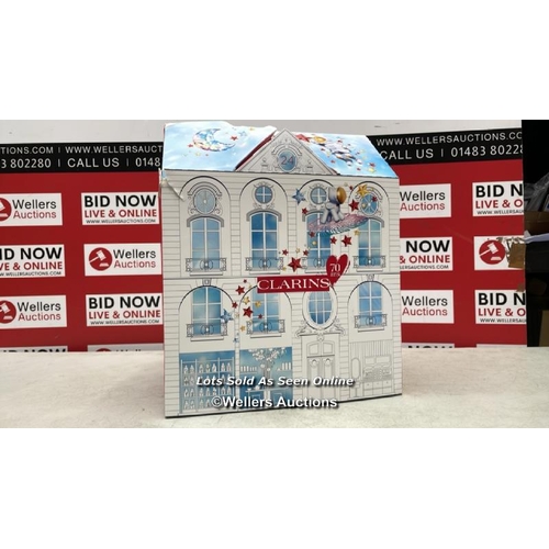 8169 - CLARINS 24 DAY ADVENT CALENDER / NEW, MINOR BOX IMPERFETION / G61