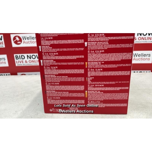 8170 - CLARINS 24 DAY ADVENT CALENDER / NEW, MINOR BOX IMPERFETION / G61