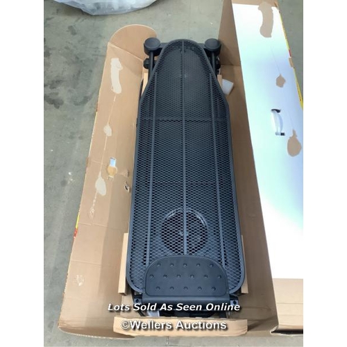 8177 - RRP: 1,999 - LAURASTAR SMART U IRONING SYSTEM / APPEARS NEW DAMAGED BOX / NOT FULLY CHECKED / H100