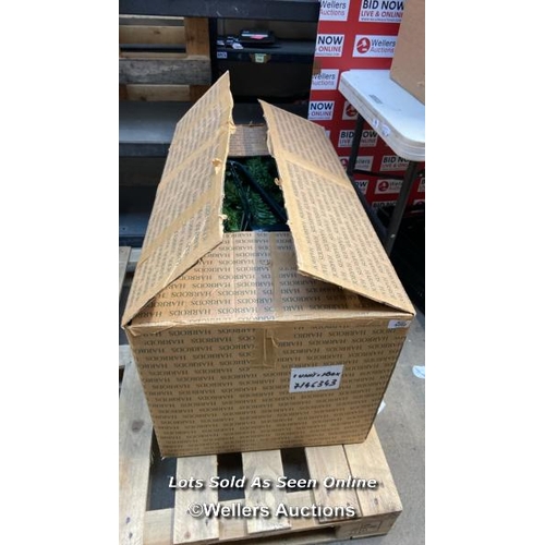 8202 - EX CHRISTMAS DISPLAY TREES / SEE IMAGES  / UP