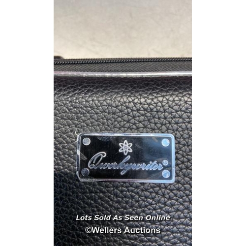 8235 - RRP: 129 - QWERKYTOYS CARRYING CASE / APPEARS NEW  / G69