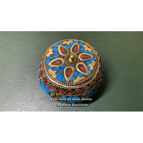 9750 - HANDICRAFT HANDMADE JEWELLERY BOX