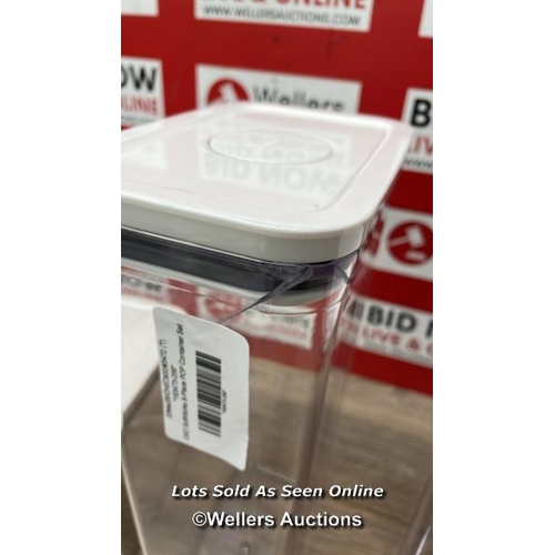 8247 - OXO SOFTWORKS 8-PIECE POP CONTAINER SET / 4 TUBS AND 4 LIDS / ONE TUB CRACKED SEE IMAGES / C32