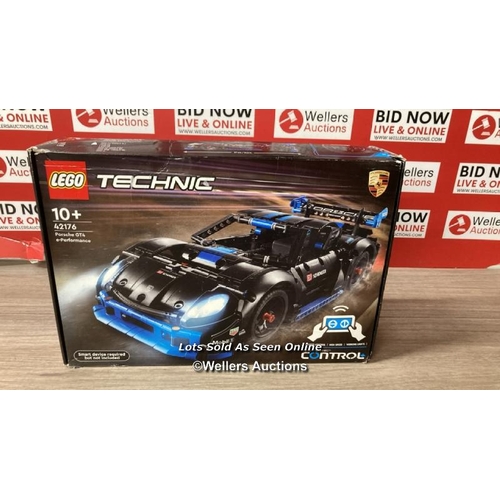 8265 - LEGO TECHNIC PORSCHE GT4 E-PERFORMANCE RACE CAR - MODEL 42176 / SEE IMAGES FOR CONTENTS / A33