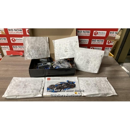 8265 - LEGO TECHNIC PORSCHE GT4 E-PERFORMANCE RACE CAR - MODEL 42176 / SEE IMAGES FOR CONTENTS / A33