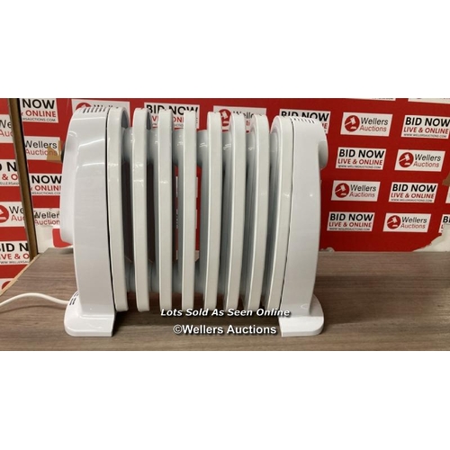 8275 - DELONGHI TRNS0808M 800W OIL FILLED SMALL RADIATOR / POWERS UP / MINIMAL SIGNS OF USE / C6