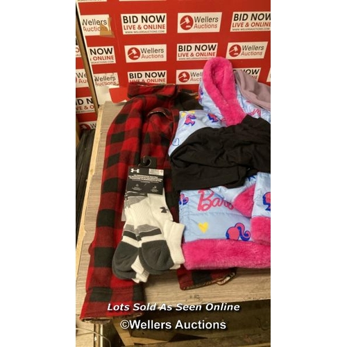 8278 - LARGE SELECTION NEW MIXED CLOTHING INCL. BARBIE, DKNY, ANDREW MARC AND UNDER ARMOUR / C36