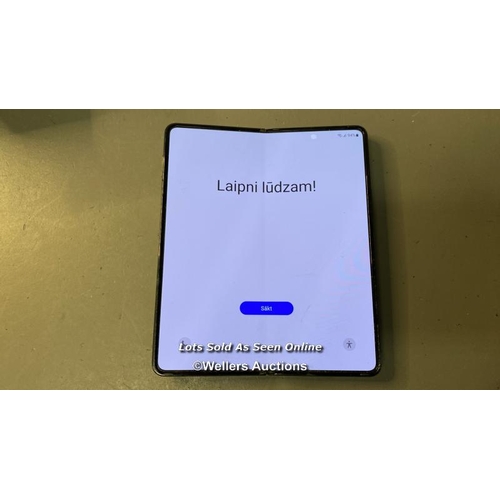 Lot 9520      