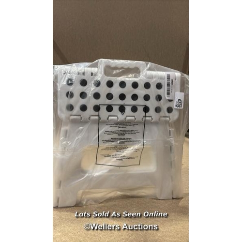 Lot 3020      