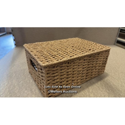 Lot 3056      