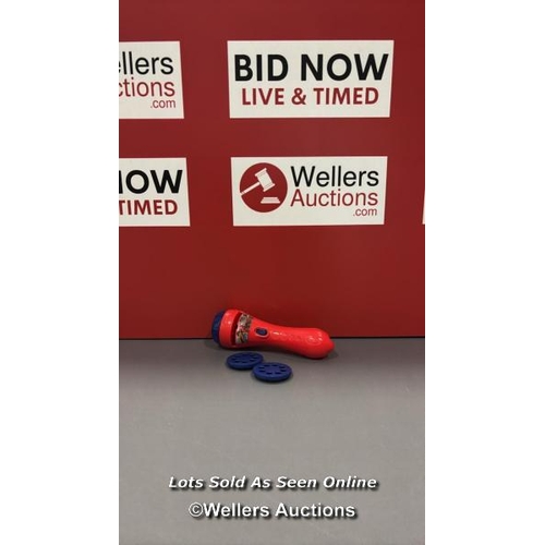 Lot 7033      