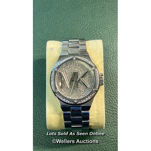 Lot 9028      