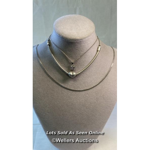 Lot 9032      