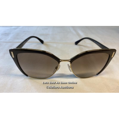 Lot 9053      