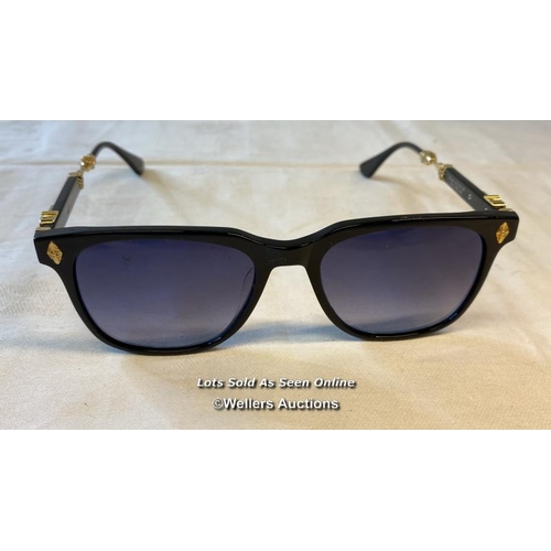 Lot 9054      