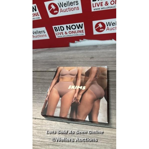 8606 - SKIMS SEAMLESS SCULPTING MID WAIST BRIEFS / SIENNA / 4X-5X / NEW / RRP: 32 / H