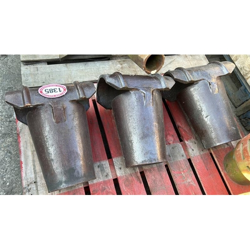 1385 - X3 Salt-glazed chimney cowls, measures approx 45cm H