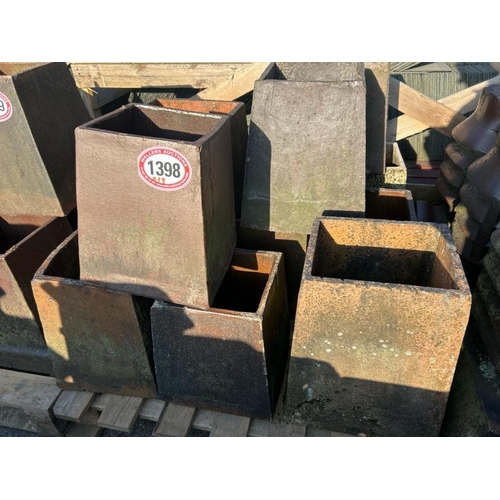 1398 - X13 Assorted square chimney pots incl. salt-glazed, varying sizes