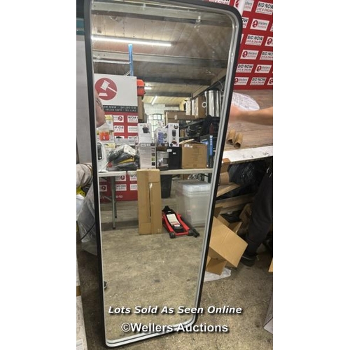 Lot 4031      