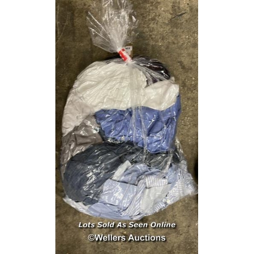 Lot 7012      