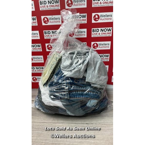 Lot 537       