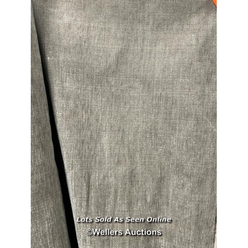Lot 8046      