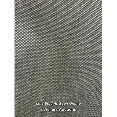 Lot 8048      