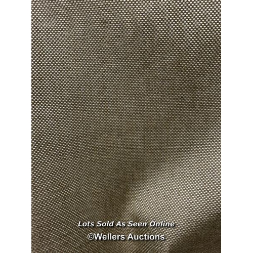 Lot 8051      