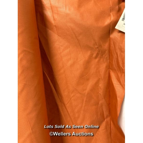 Lot 8055      