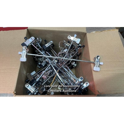 Lot 8008      