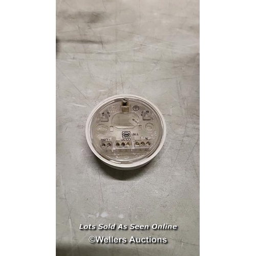 9070 - RRP: 82.99 - ROSALIND WHEELER VYTIS 3 LIGHT / SEE IMAGES / BOX NOT FULLY CHECKED / A23